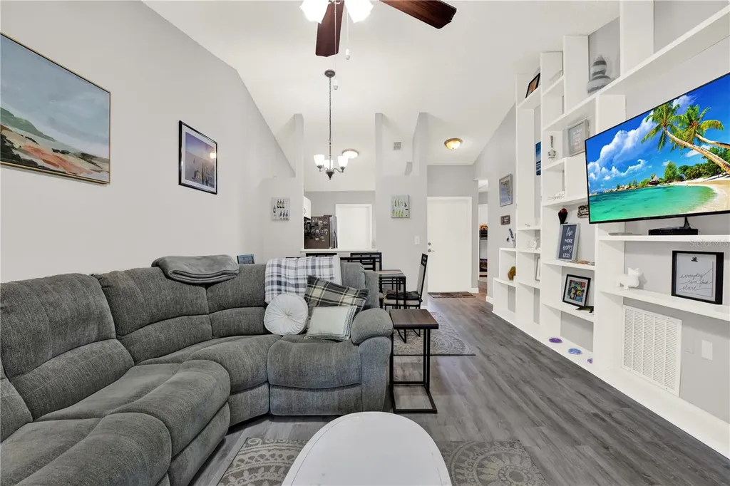 3294 Cloverplace Drive Palm Harbor FL 34684