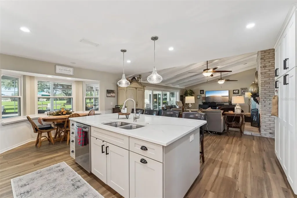 6204 Donegal Drive Orlando FL 32819