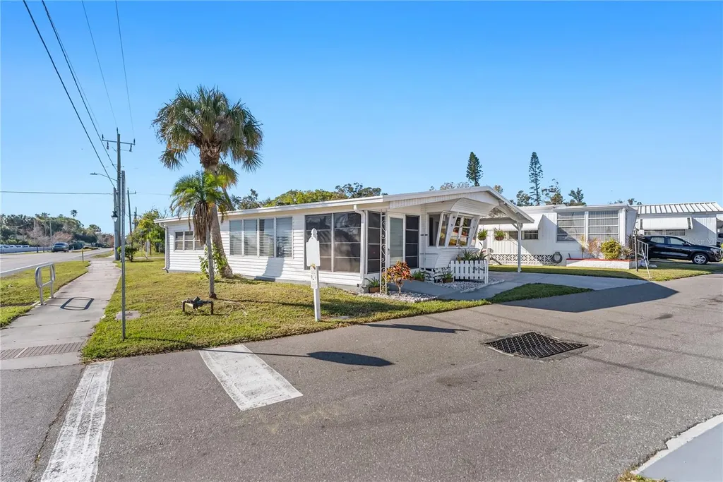 1100 University Parkway Sarasota FL 34234