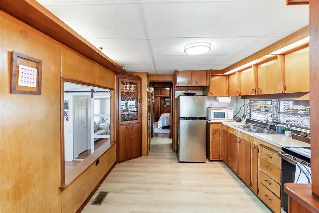 1100 University Parkway Sarasota FL 34234
