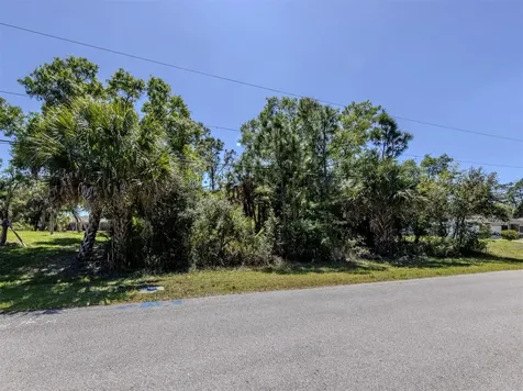 Lavilla Avenue North Port FL 34286