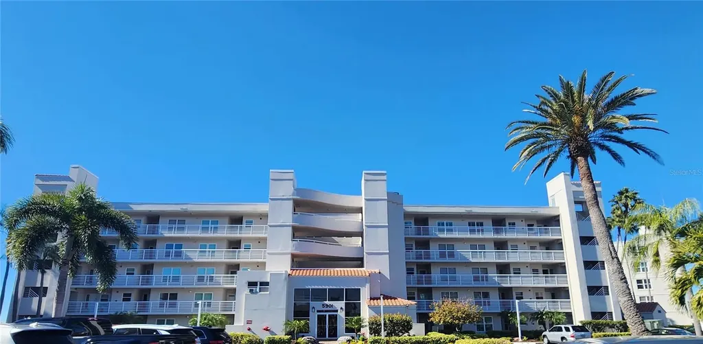 5901 Bahia Del Mar Circle St Petersburg FL 33715
