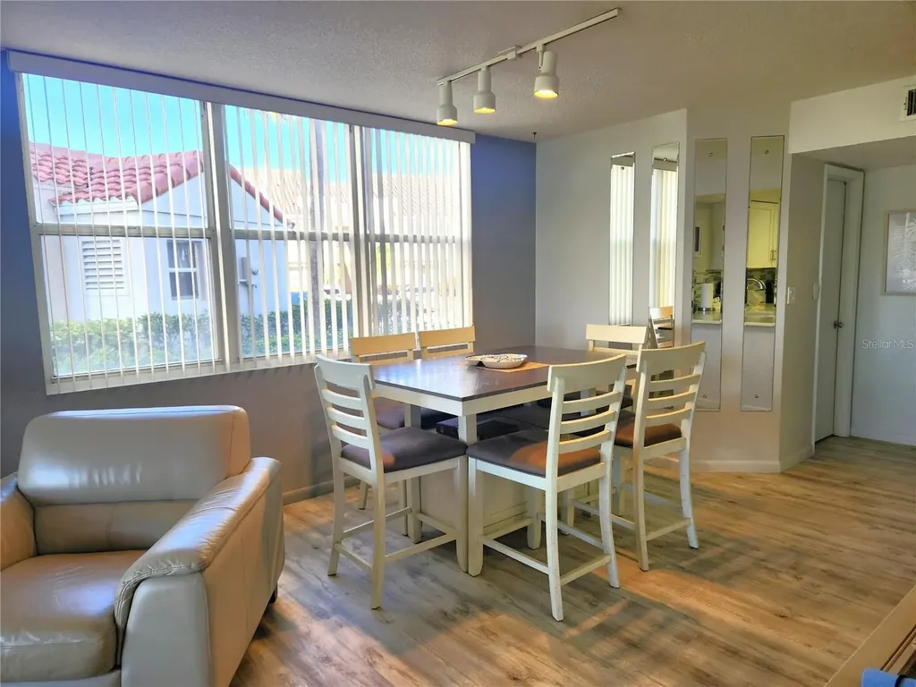 5901 Bahia Del Mar Circle St Petersburg FL 33715
