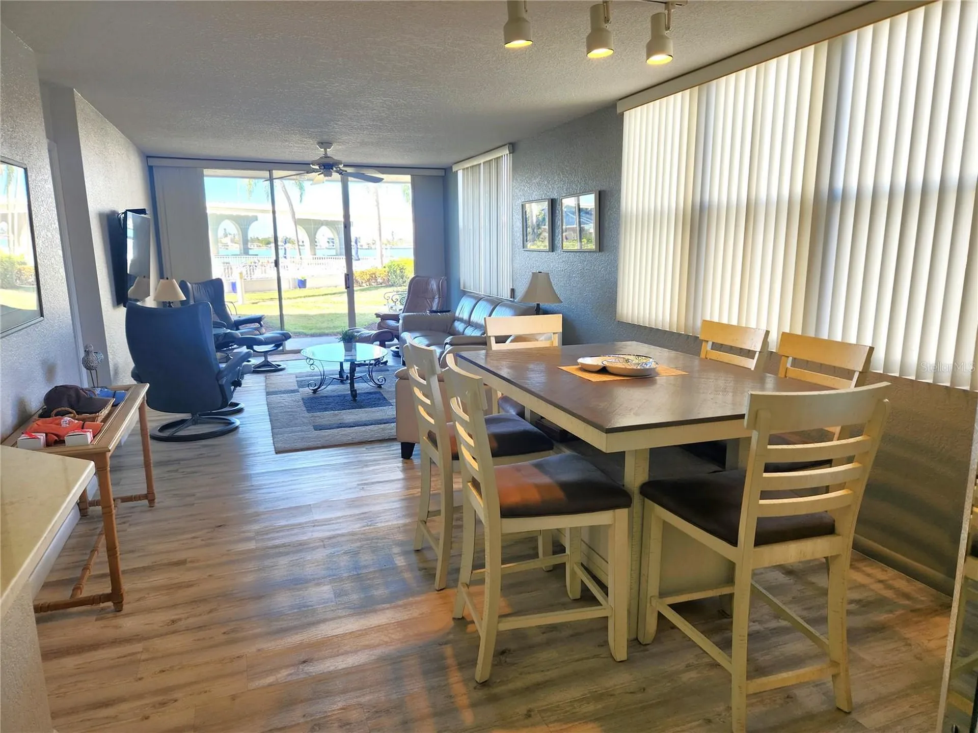 5901 Bahia Del Mar Circle St Petersburg FL 33715