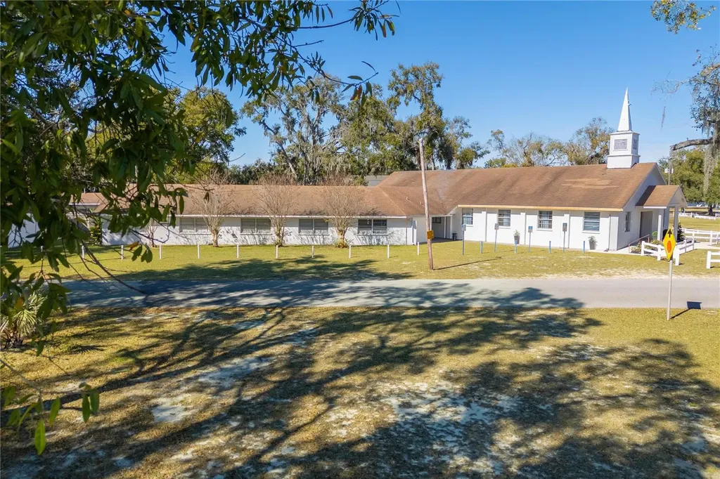 6104 Polk Avenue NW Lakeland FL 33810
