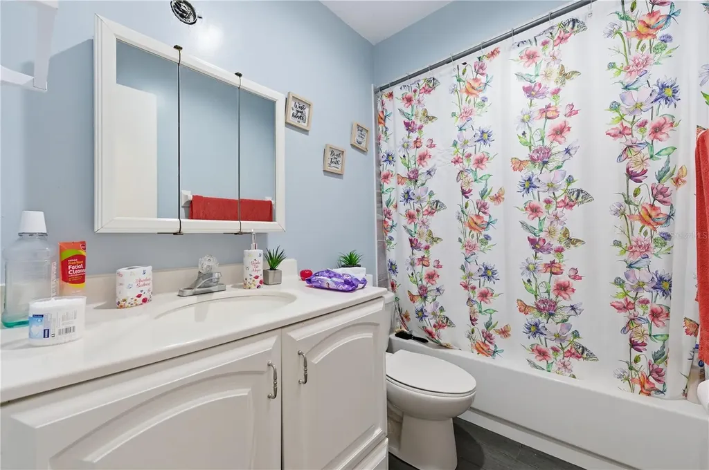 6104 Polk Avenue NW Lakeland FL 33810