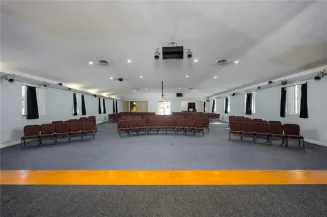 6104 Polk Avenue NW Lakeland FL 33810
