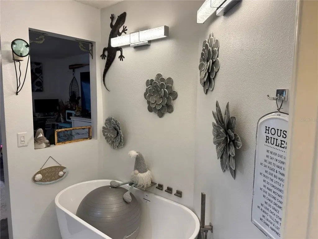 2111 Vista Del Sol Circle Lutz FL 33558