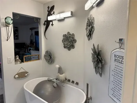 2111 Vista Del Sol Circle Lutz FL 33558