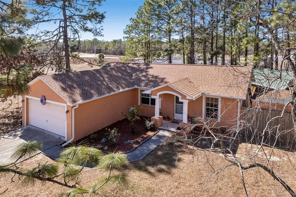 15327 Green Jay Road Weeki Wachee FL 34614