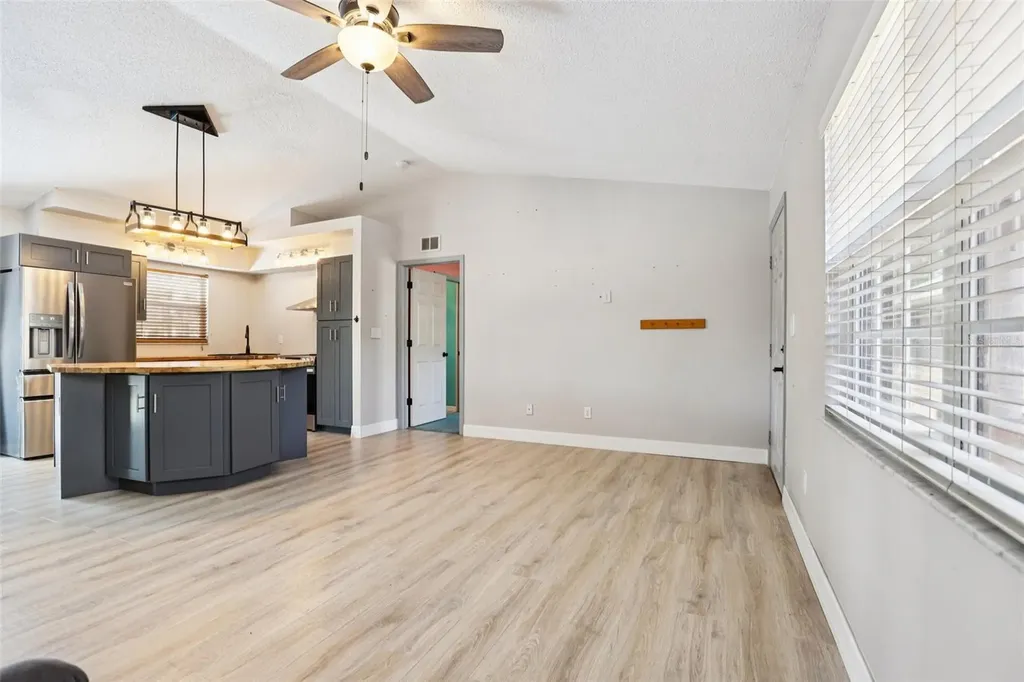 15327 Green Jay Road Weeki Wachee FL 34614