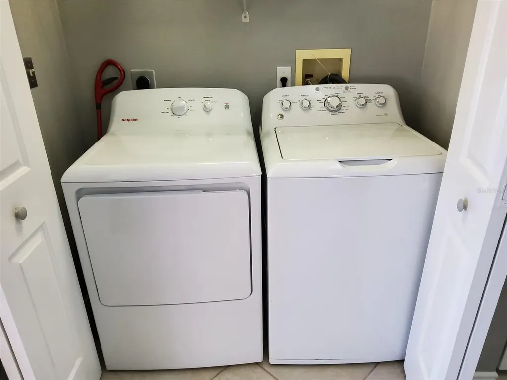 4333 Bayside Village Drive Tampa FL 33615