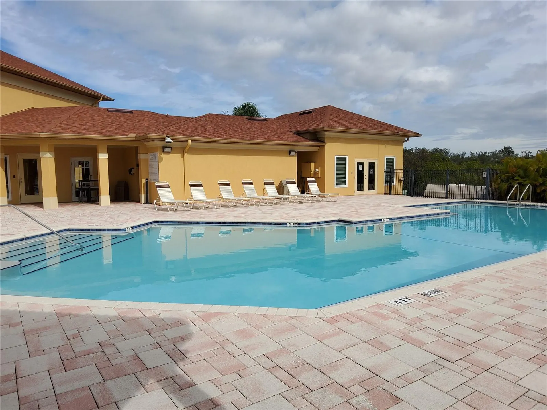 4333 Bayside Village Drive Tampa FL 33615