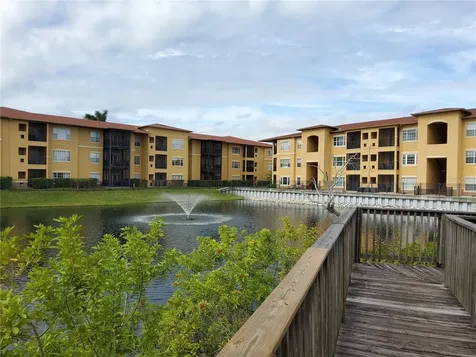 4333 Bayside Village Drive Tampa FL 33615