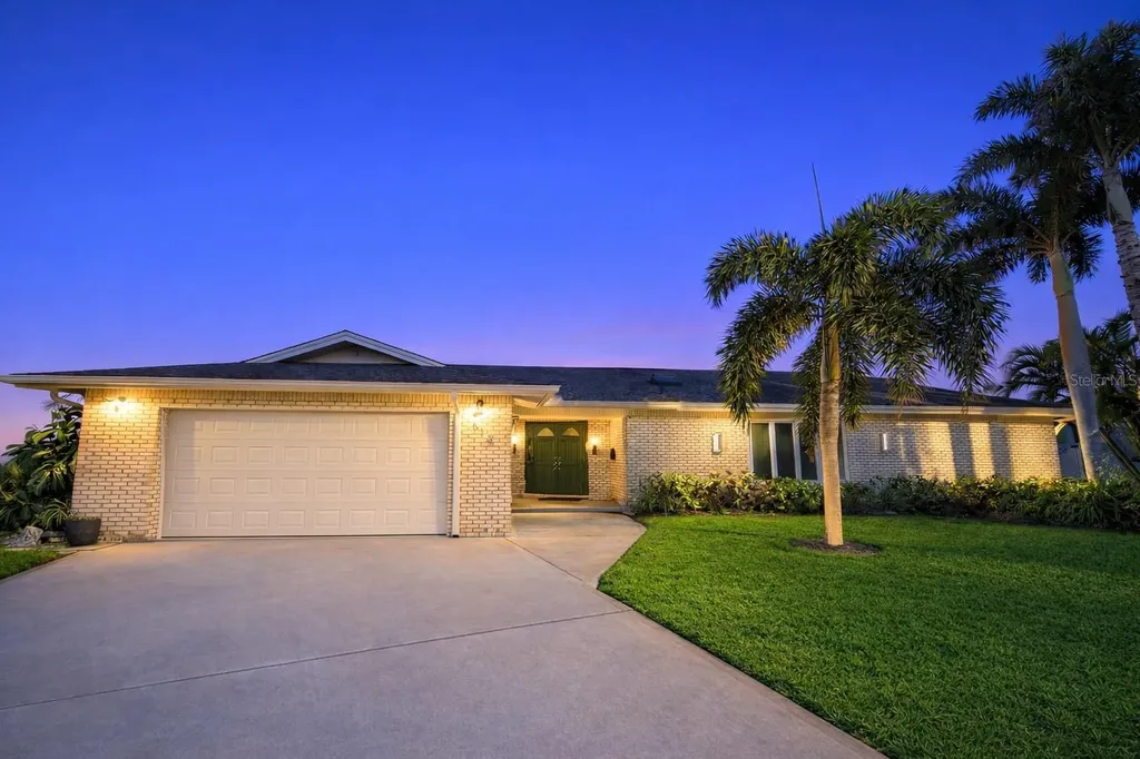 615 Harbor Island Clearwater Beach FL 33767