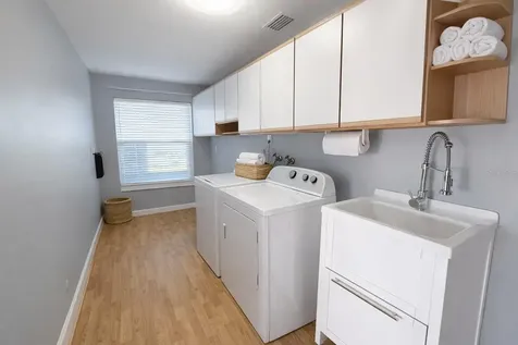615 Harbor Island Clearwater Beach FL 33767