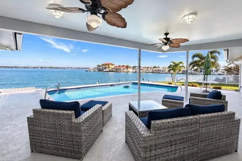 615 Harbor Island Clearwater Beach FL 33767