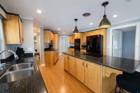 615 Harbor Island Clearwater Beach FL 33767