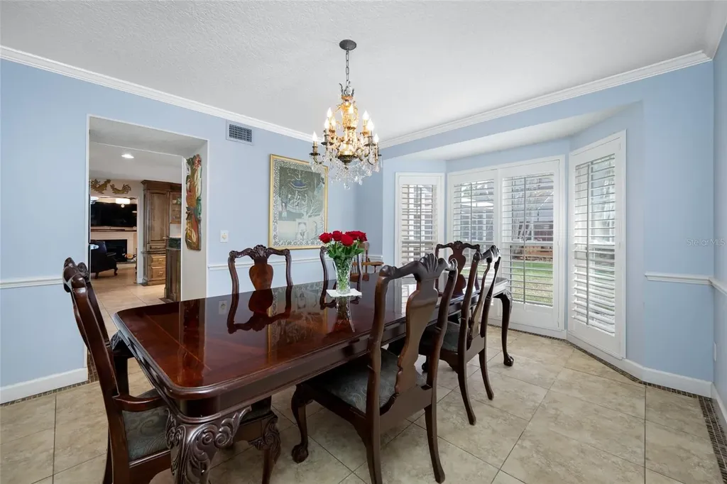 8602 Leighton Drive Tampa FL 33614