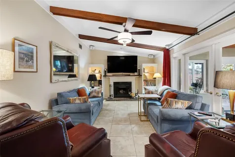 8602 Leighton Drive Tampa FL 33614