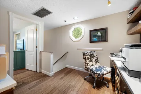 8602 Leighton Drive Tampa FL 33614