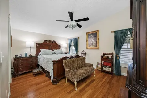 8602 Leighton Drive Tampa FL 33614