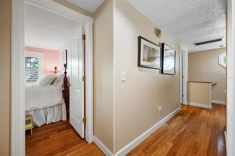 8602 Leighton Drive Tampa FL 33614