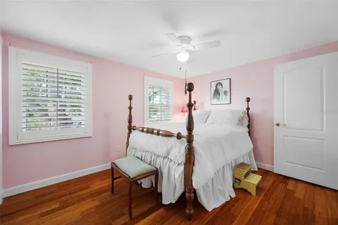 8602 Leighton Drive Tampa FL 33614