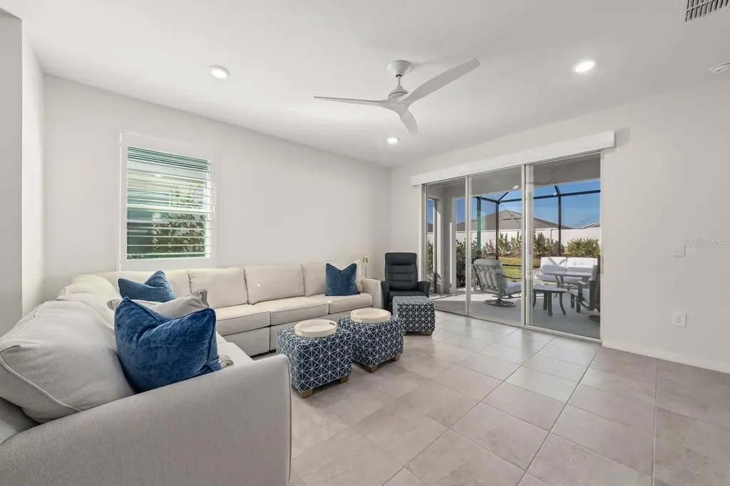 18244 Cropside Trail Bradenton FL 34211