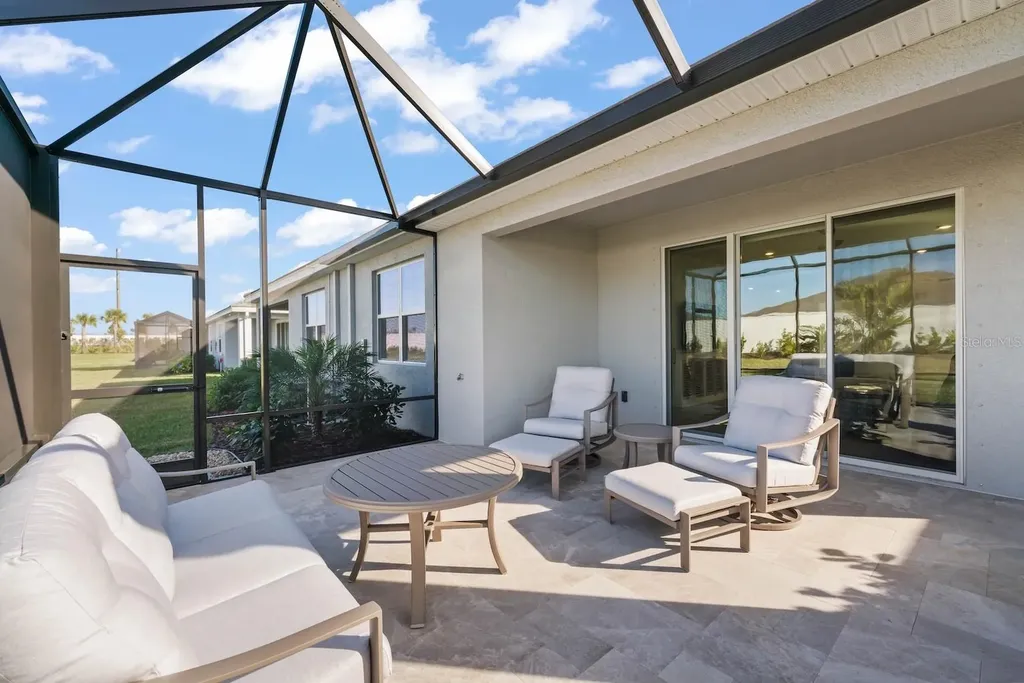 18244 Cropside Trail Bradenton FL 34211