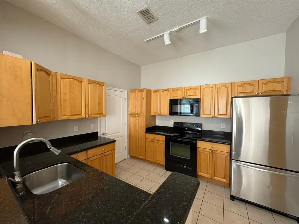 5252 Cane Island Loop Kissimmee FL 34746