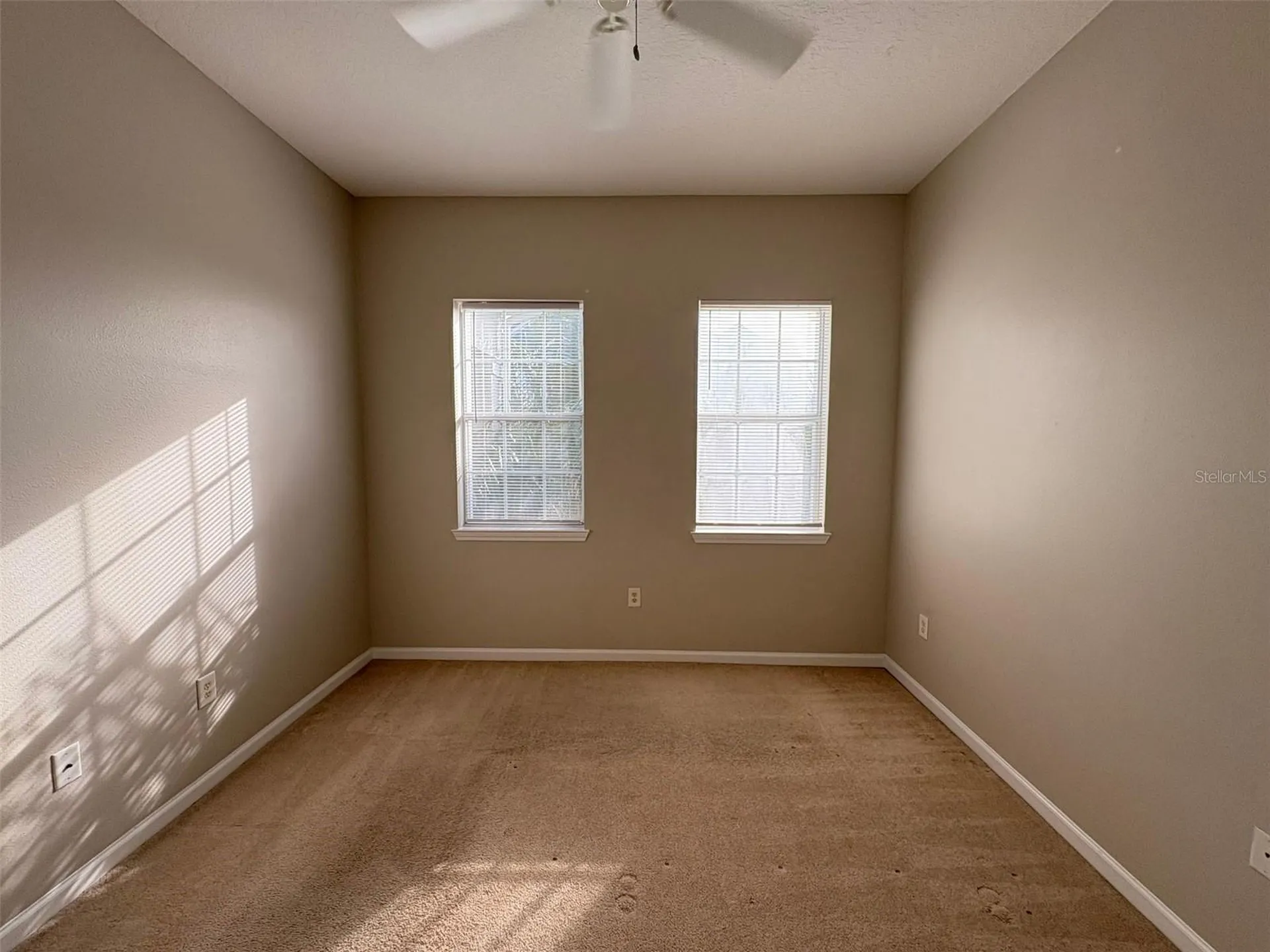 5252 Cane Island Loop Kissimmee FL 34746