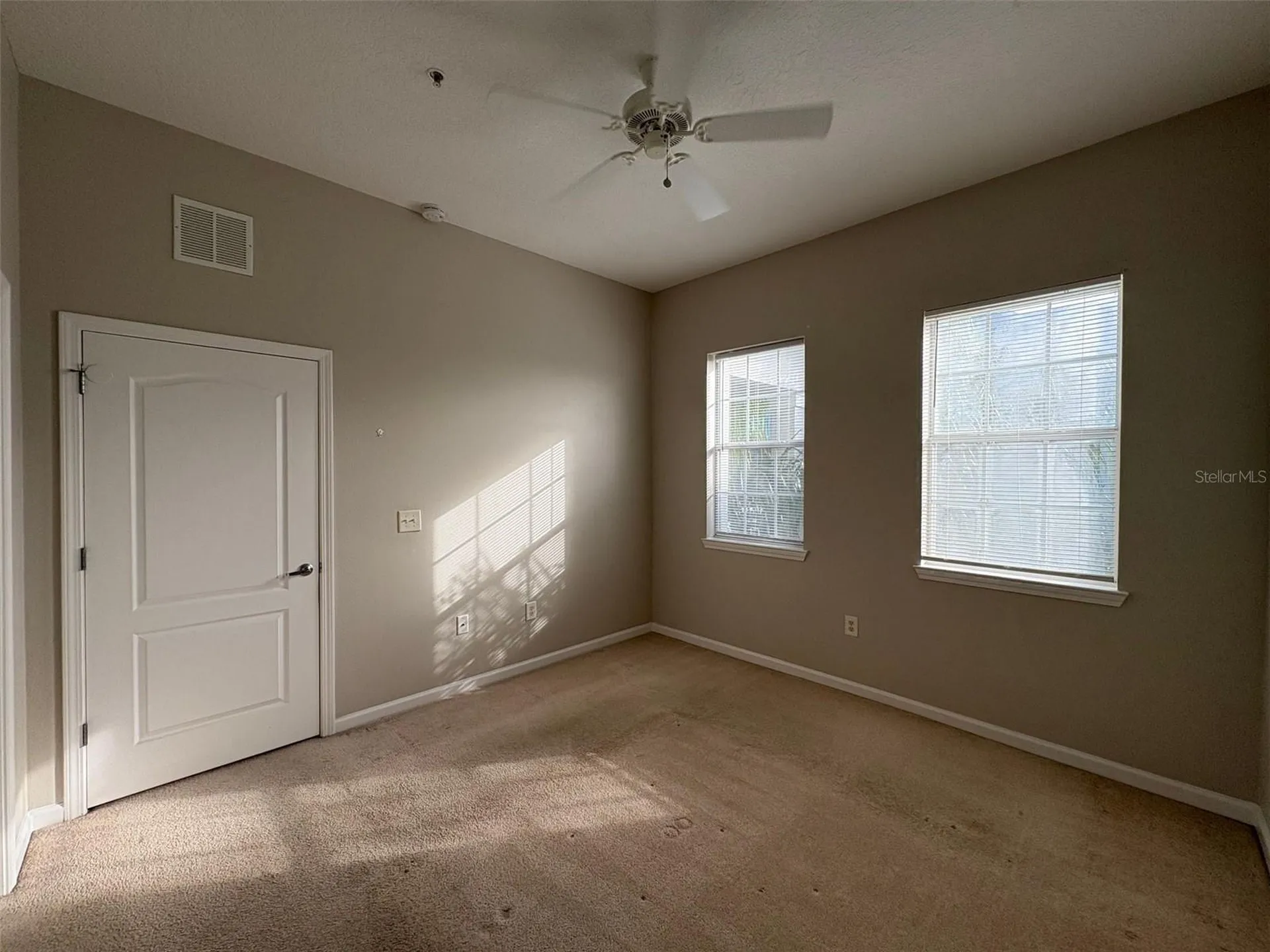 5252 Cane Island Loop Kissimmee FL 34746