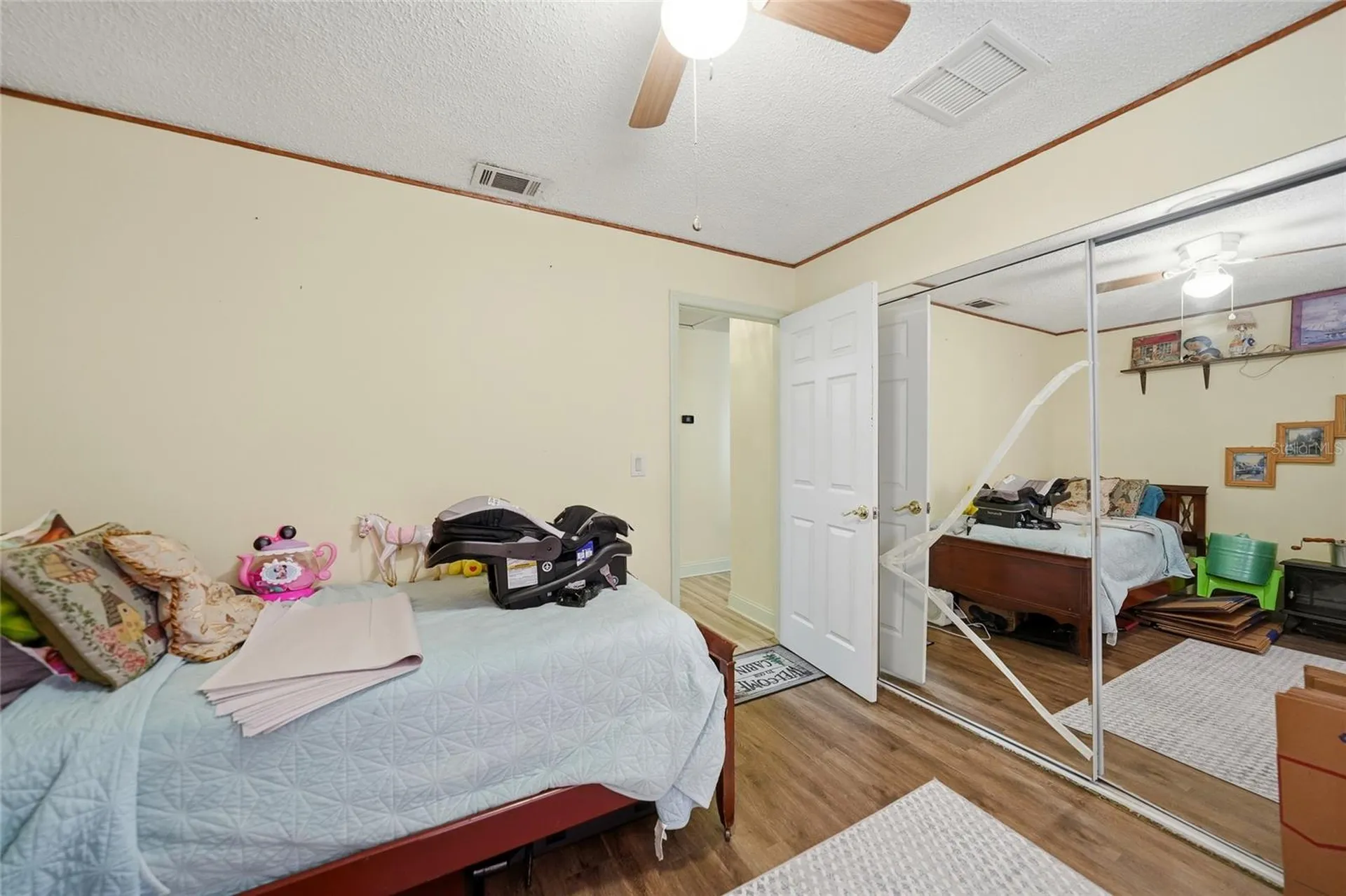 2213 NE 6th Place Cape Coral FL 33909