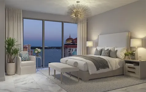 325 Golden Gate Point Sarasota FL 34236
