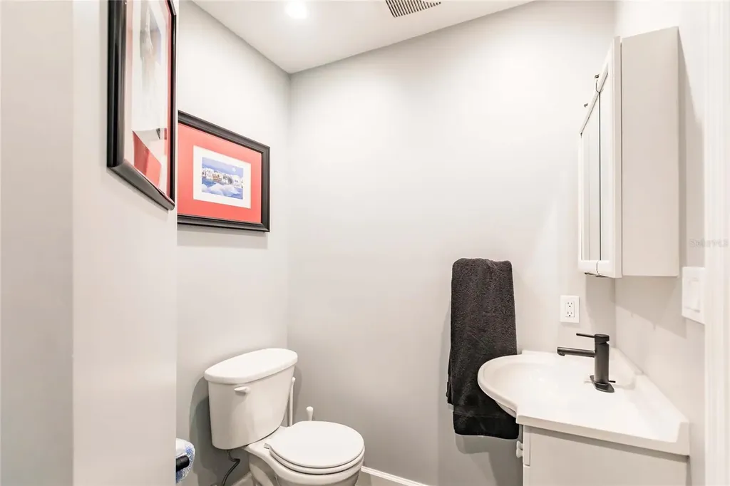 6053 E Peppertree Way Sarasota FL 34242