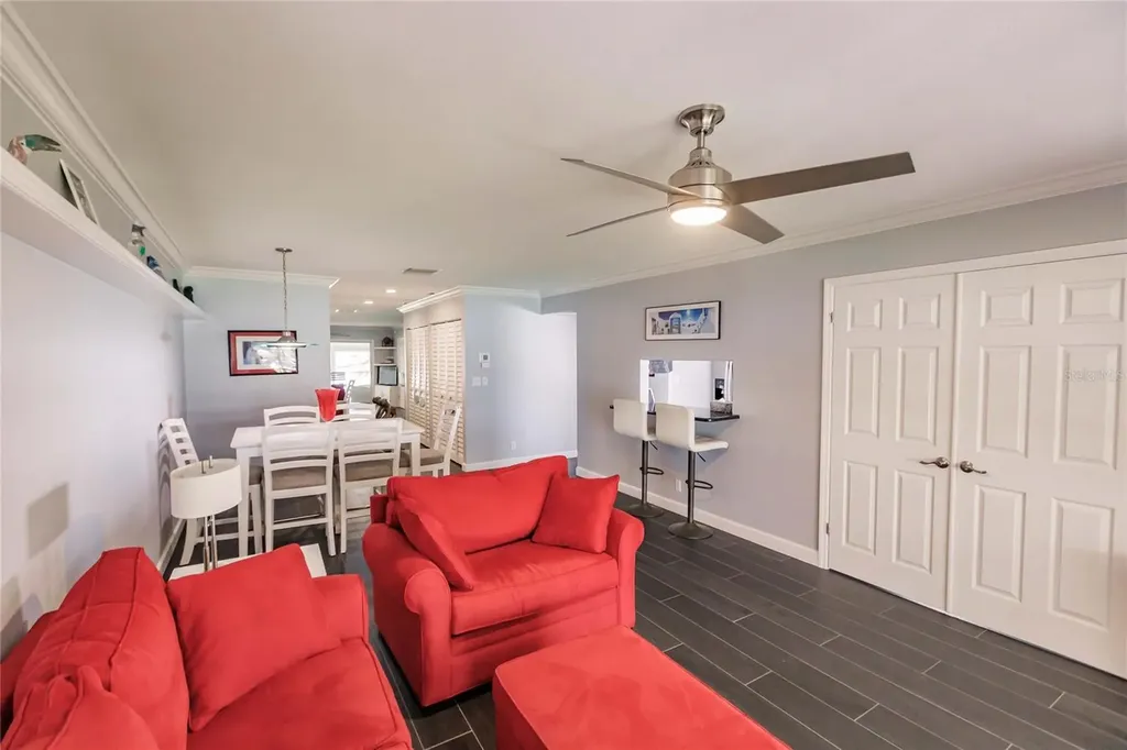 6053 E Peppertree Way Sarasota FL 34242