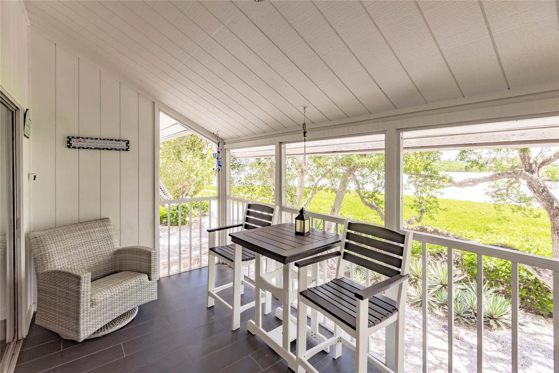 6053 E Peppertree Way Sarasota FL 34242