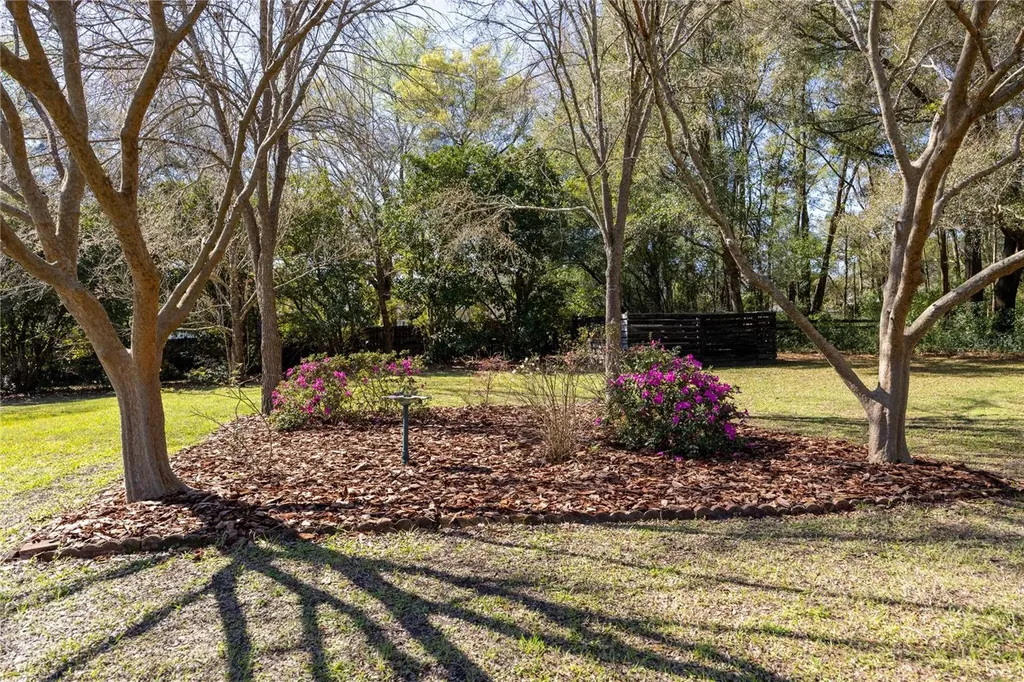21073 NW 167th Place High Springs FL 32643