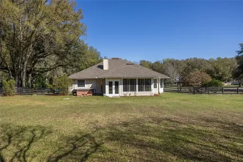 21073 NW 167th Place High Springs FL 32643