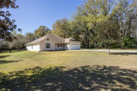 21073 NW 167th Place High Springs FL 32643
