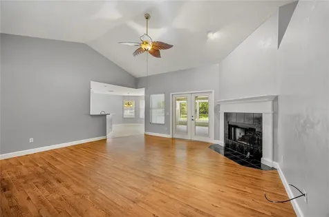 21073 NW 167th Place High Springs FL 32643