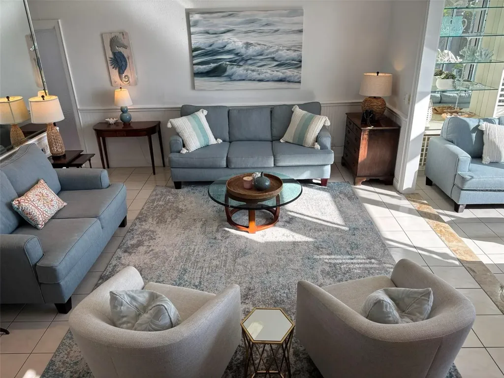 6039 E Peppertree Way Sarasota FL 34242