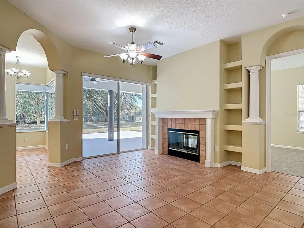 949 Hawk Landing Fruitland Park FL 34731