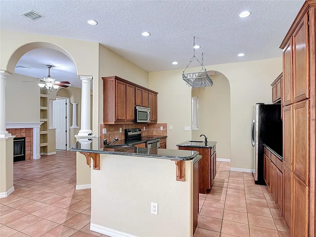 949 Hawk Landing Fruitland Park FL 34731