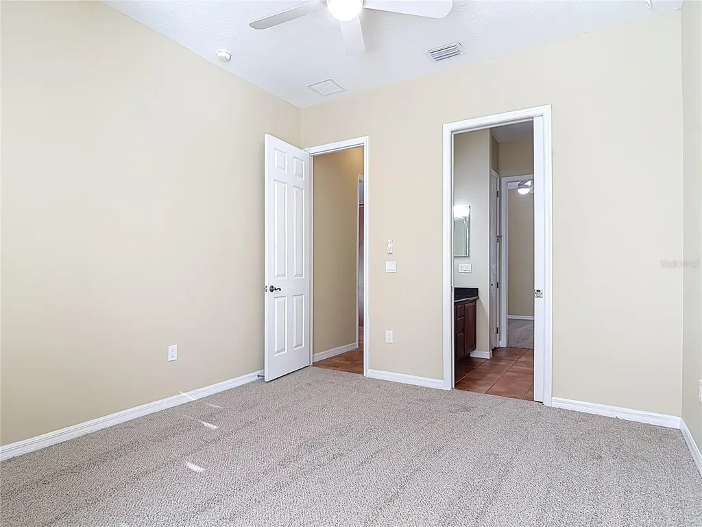 949 Hawk Landing Fruitland Park FL 34731