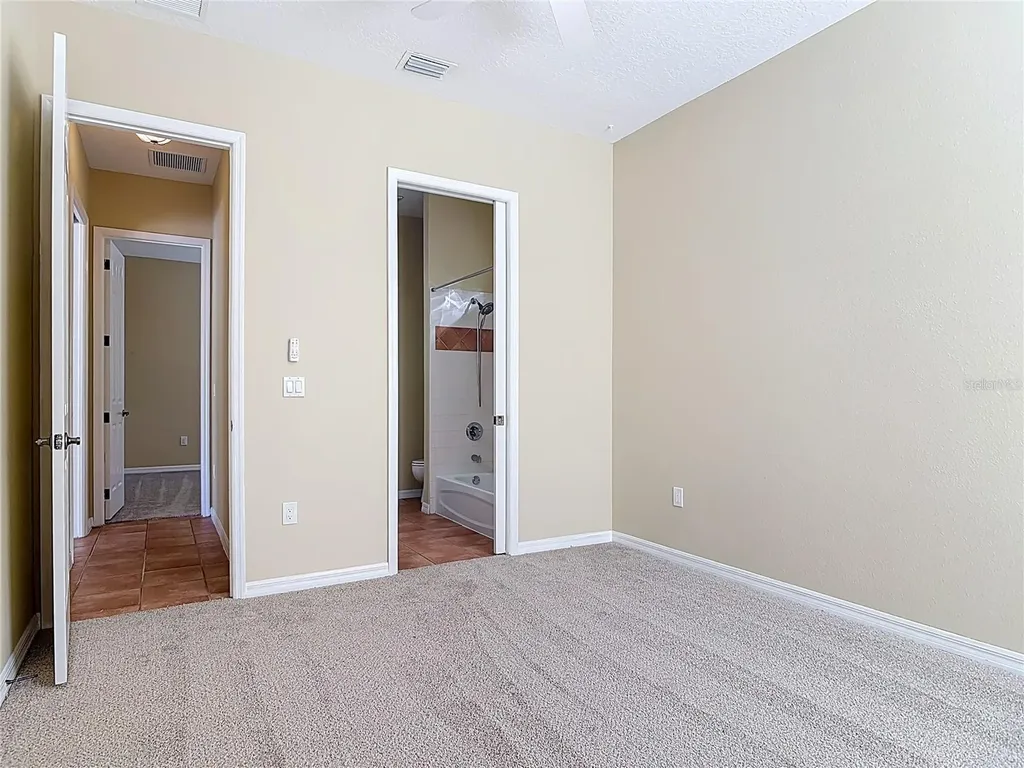 949 Hawk Landing Fruitland Park FL 34731
