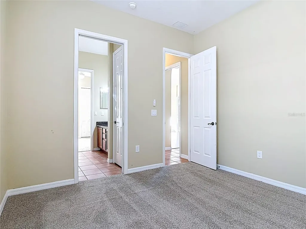 949 Hawk Landing Fruitland Park FL 34731