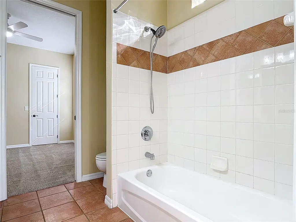 949 Hawk Landing Fruitland Park FL 34731
