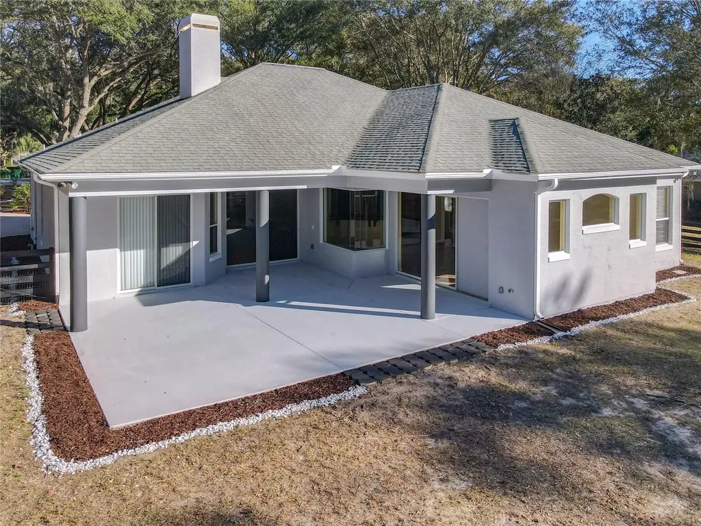 949 Hawk Landing Fruitland Park FL 34731